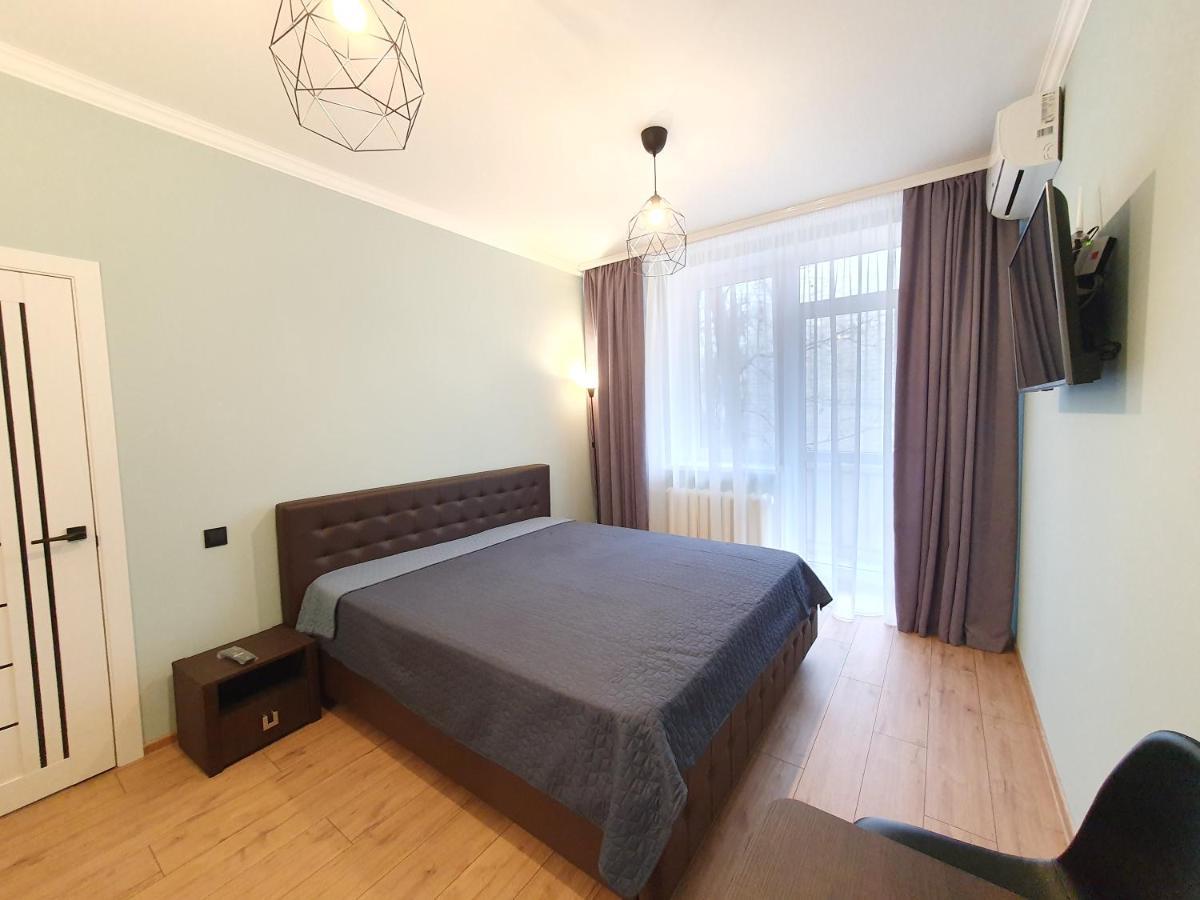 All New And Cozy Apartment In The Silence Center Chisinau Bagian luar foto